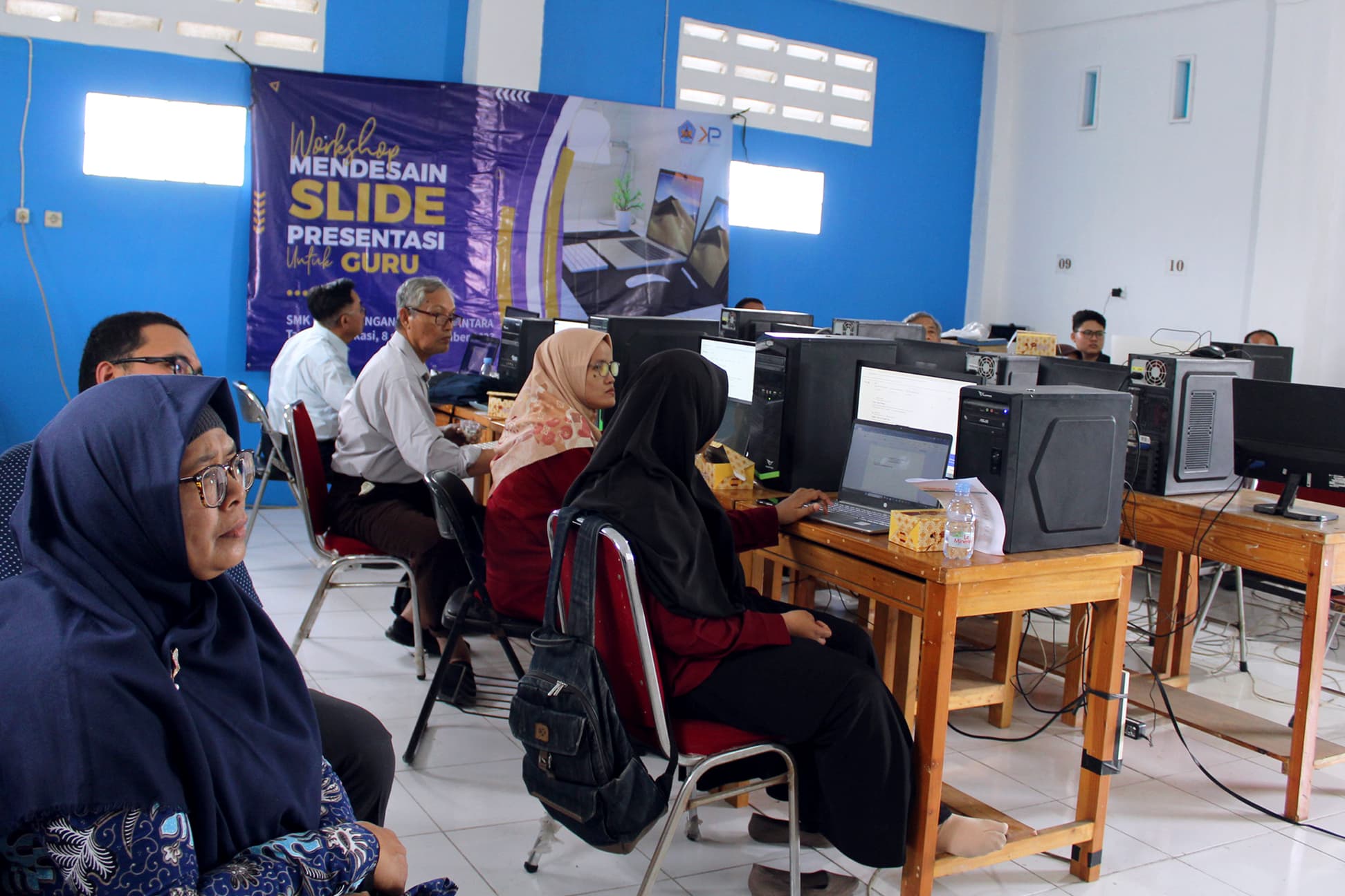 Workshop-Mendesain-Slide-Presentasi_SPBN_04